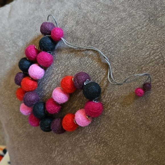 3/$30 Multi-Color Felt Pom Pom Adjustable Necklace - Picture 4 of 6